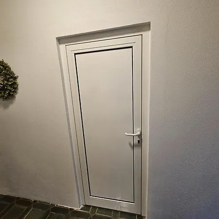 By B2 Apartment Thungen