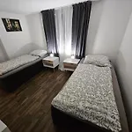 Apartmán By B2 *
