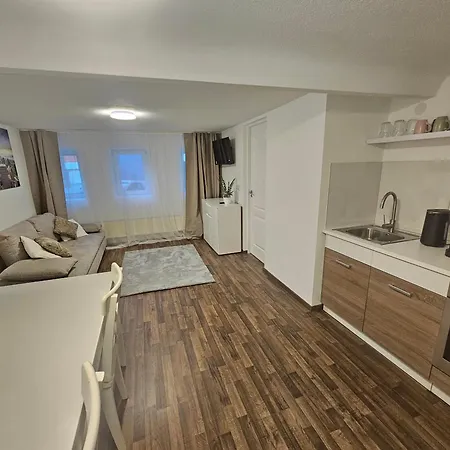 By B2 Apartment *